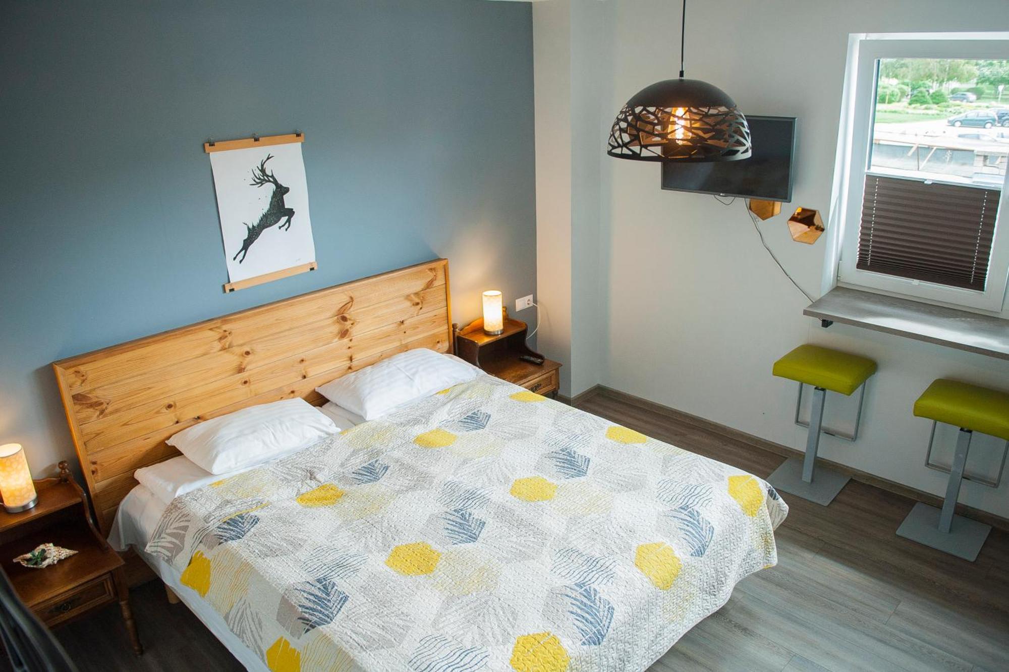 Symbiosis Hostel Паланга Екстериор снимка