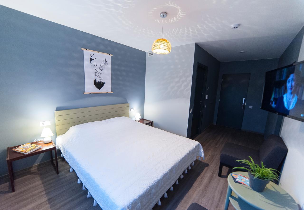 Symbiosis Hostel Паланга Екстериор снимка