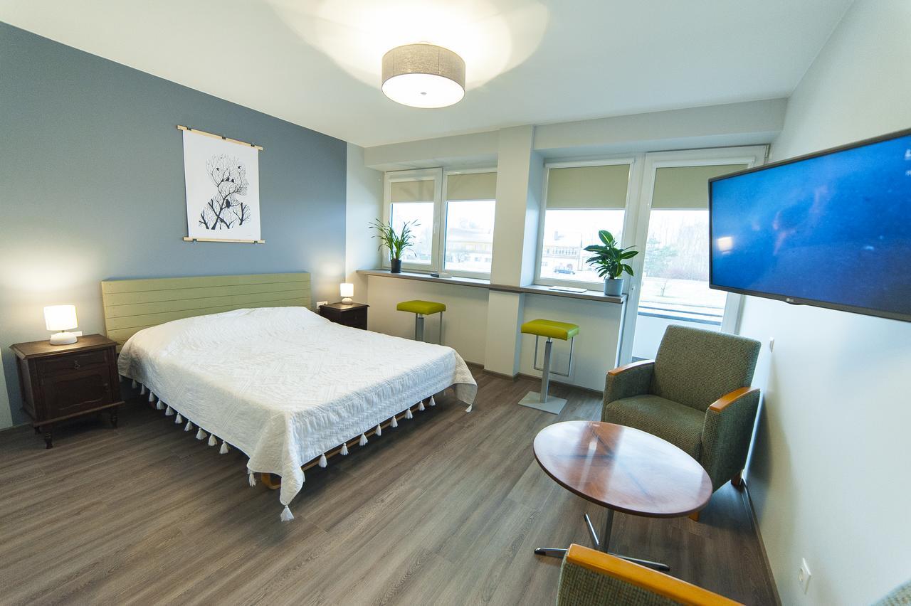 Symbiosis Hostel Паланга Екстериор снимка