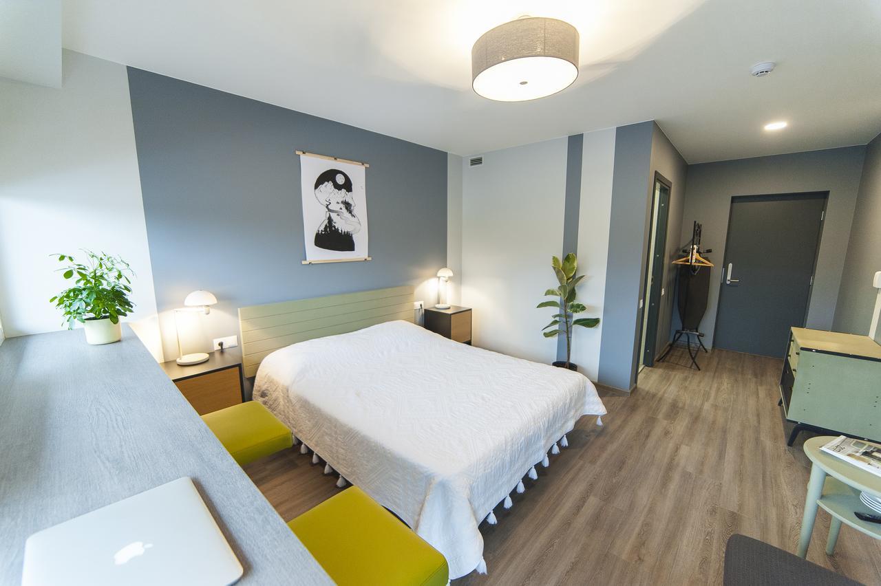 Symbiosis Hostel Паланга Екстериор снимка